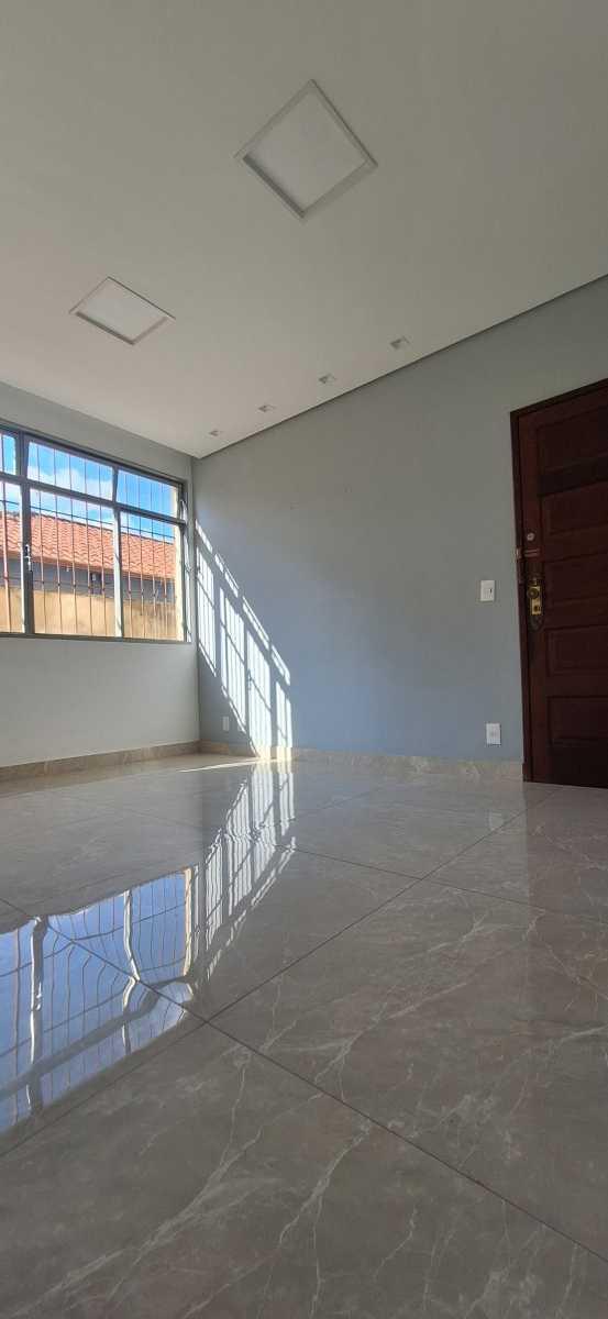 Apartamento, Floresta, 3 Quartos, 1 Vaga, 1 Suíte