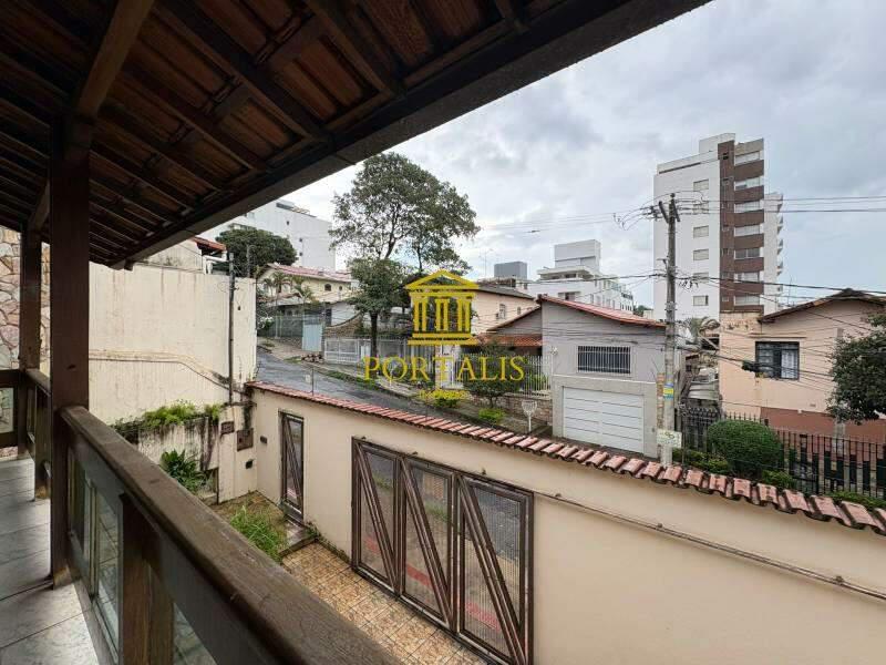 Casa, Dona Clara, 3 Quartos, 4 Vagas, 1 Suíte