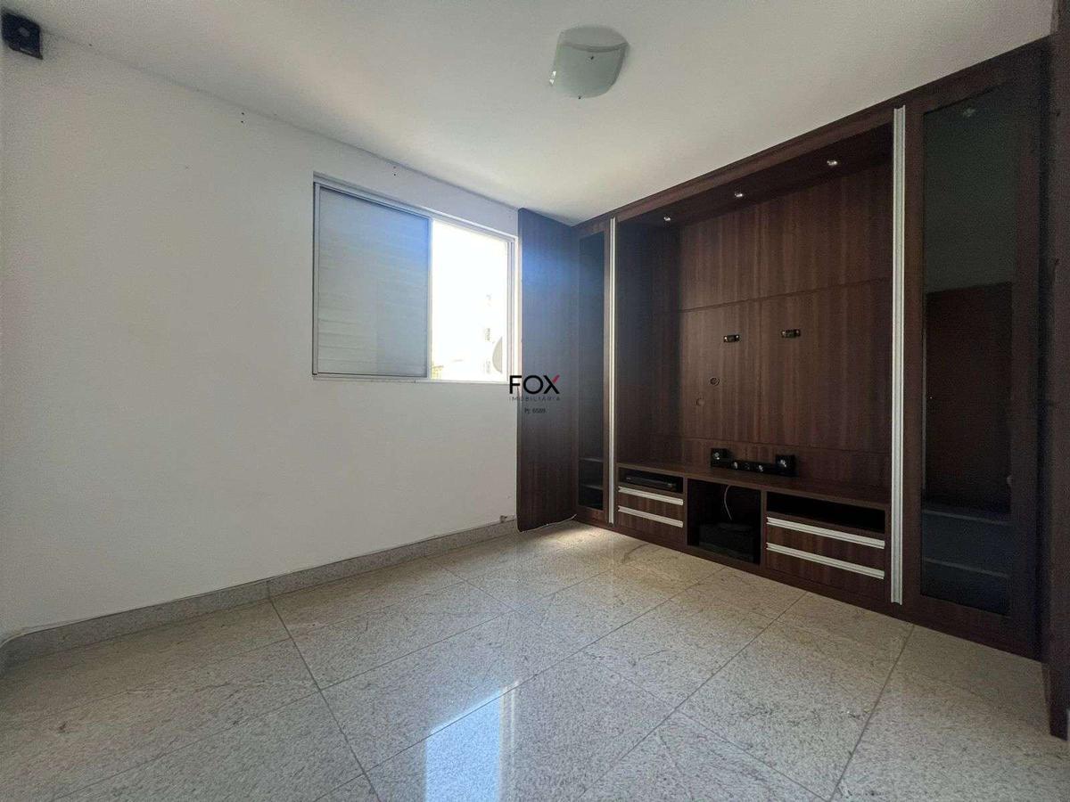 Apartamento, Sagrada Família, 3 Quartos, 2 Vagas, 1 Suíte