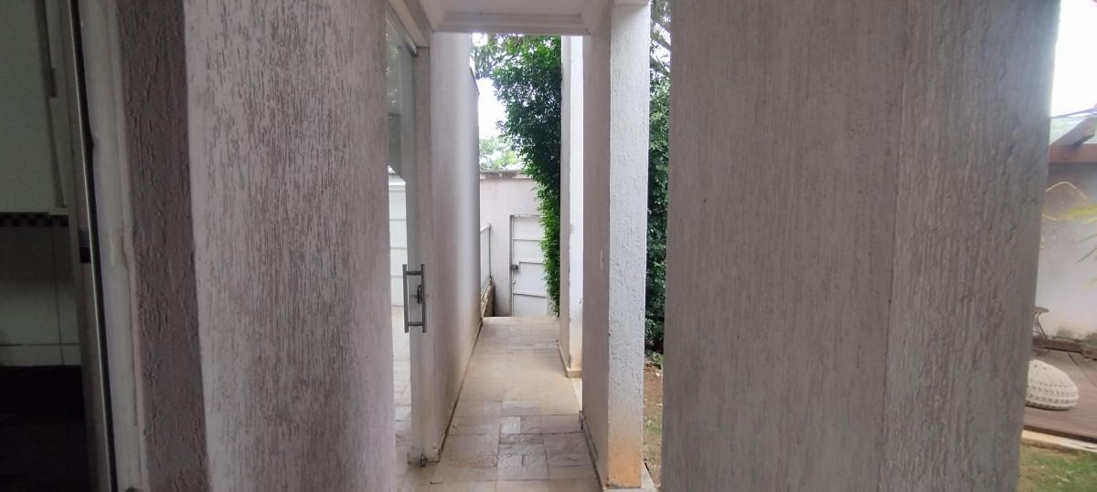 Casa, Cabral, 4 Quartos, 4 Vagas, 1 Suíte