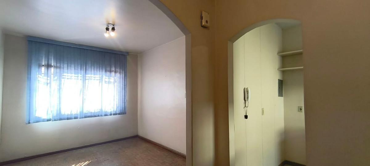 Apartamento, Sagrada Família, 2 Quartos, 1 Vaga, 1 Suíte