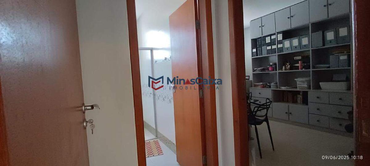 Cobertura, Alto Serenata, 4 Quartos, 3 Vagas, 3 Suítes