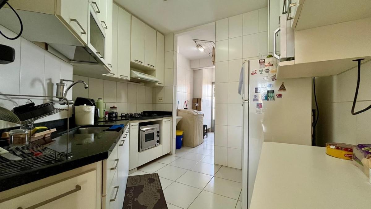 Apartamento, Sagrada Família, 3 Quartos, 2 Vagas, 1 Suíte