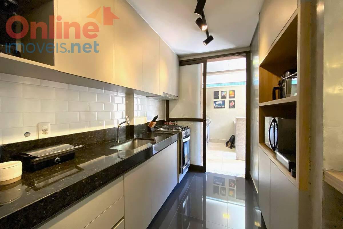 Apartamento, Funcionários, 2 Quartos, 0 Vaga, 2 Suítes