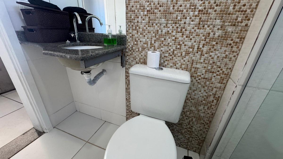 Apartamento, Coqueiros, 2 Quartos, 2 Vagas, 1 Suíte