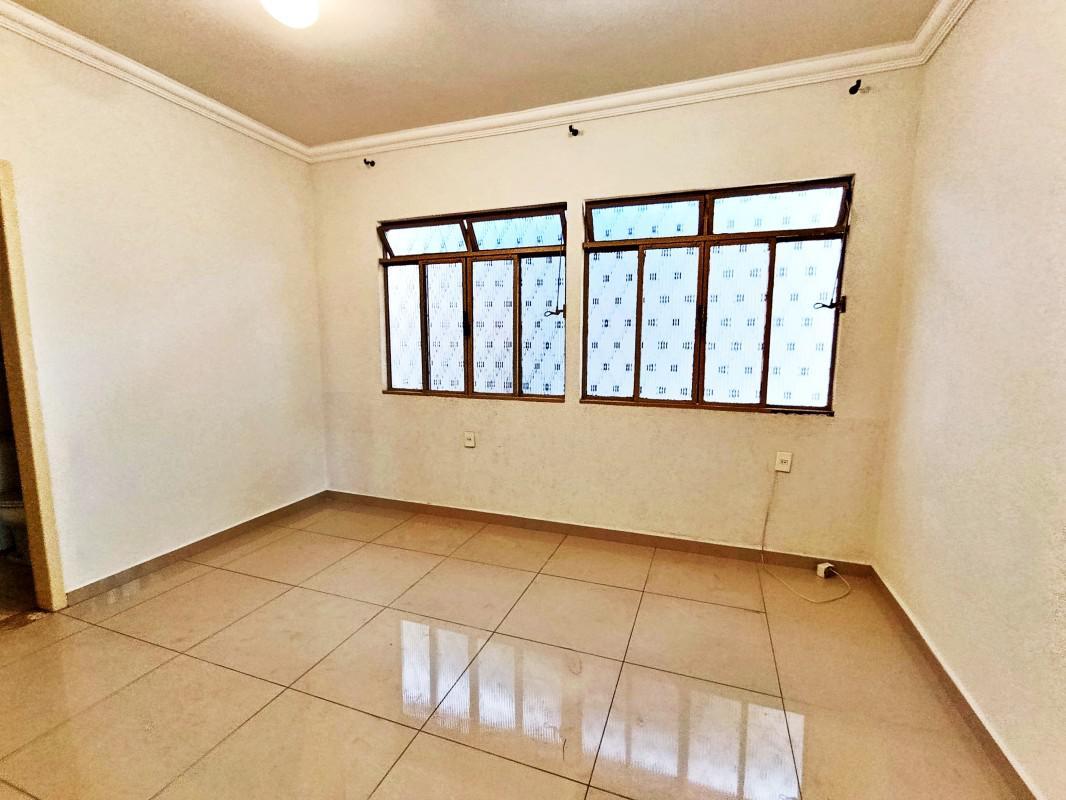 Casa, Caiçaras, 3 Quartos, 4 Vagas, 1 Suíte