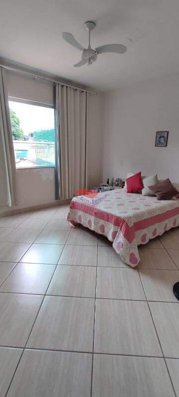 Casa, Nova Esperança, 3 Quartos, 6 Vagas, 1 Suíte