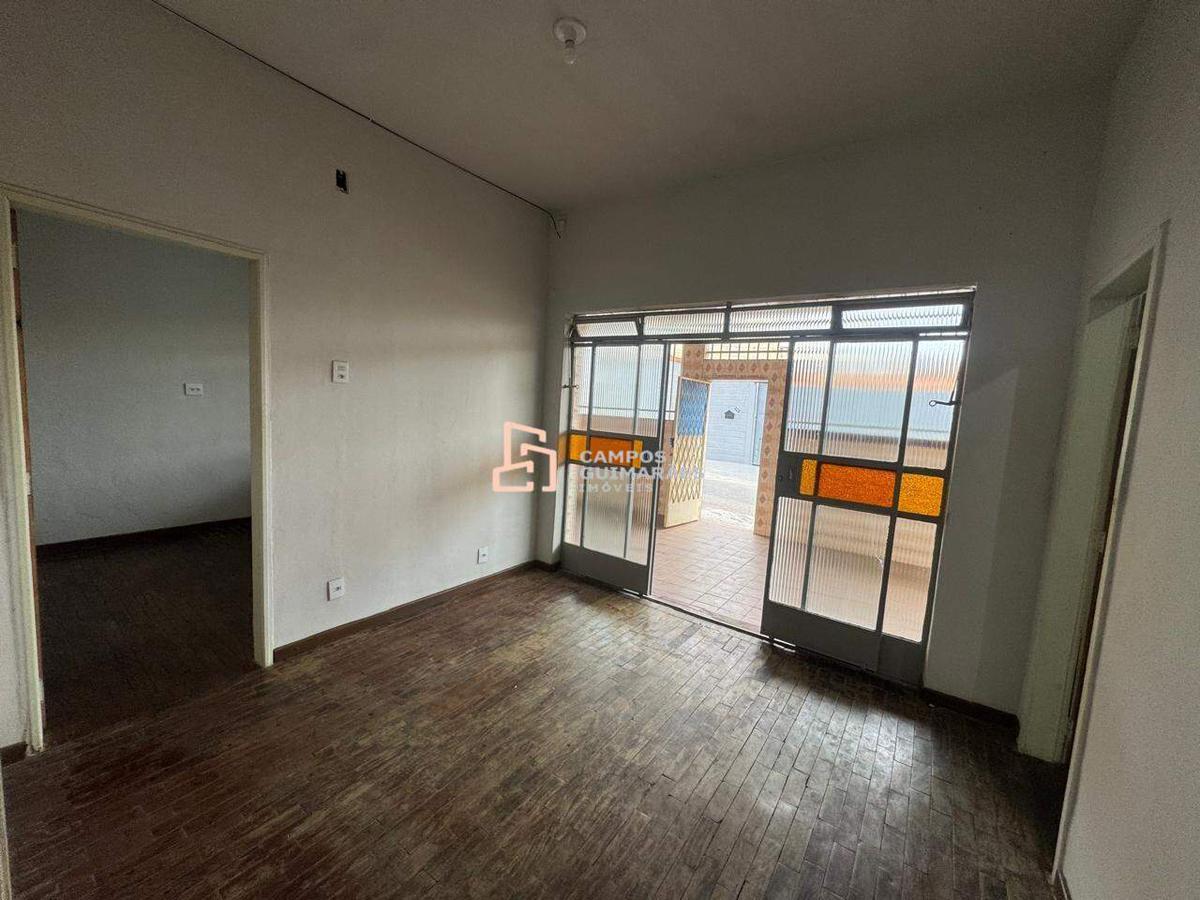 Casa, Jardim Industrial, 4 Quartos, 1 Suíte