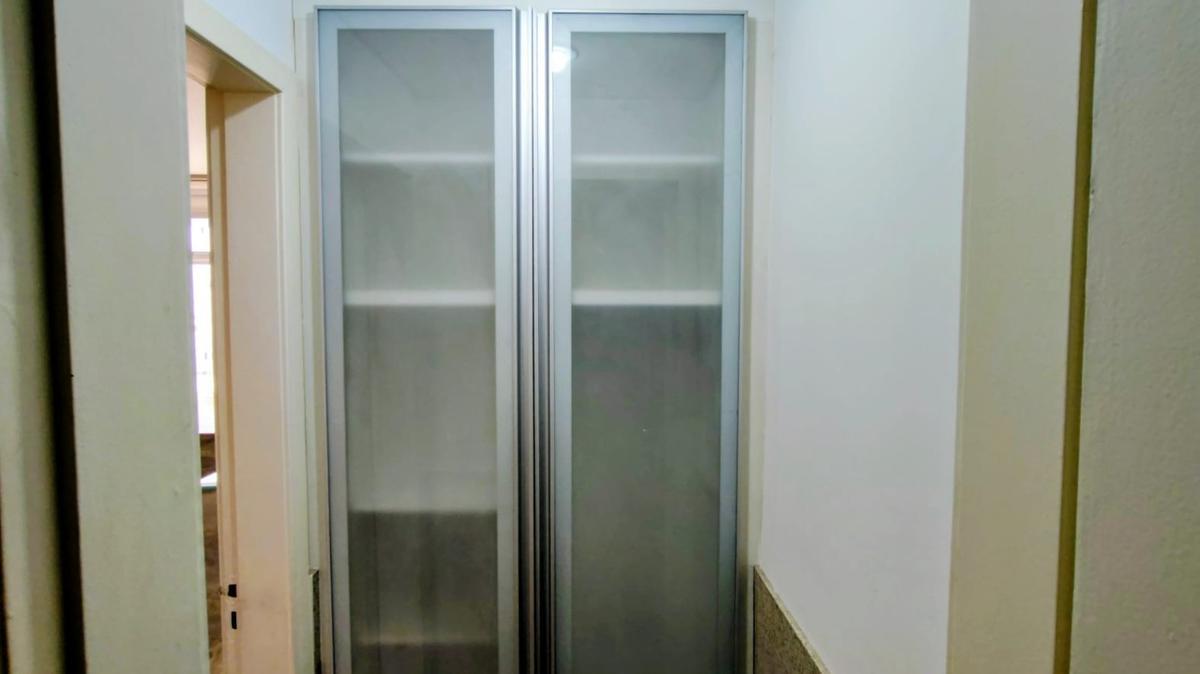 Sala, Santa Efigênia, 0 Quarto, 2 Vagas