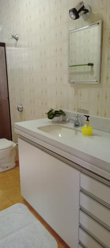 Casa, Camargos, 3 Quartos, 4 Vagas, 1 Suíte