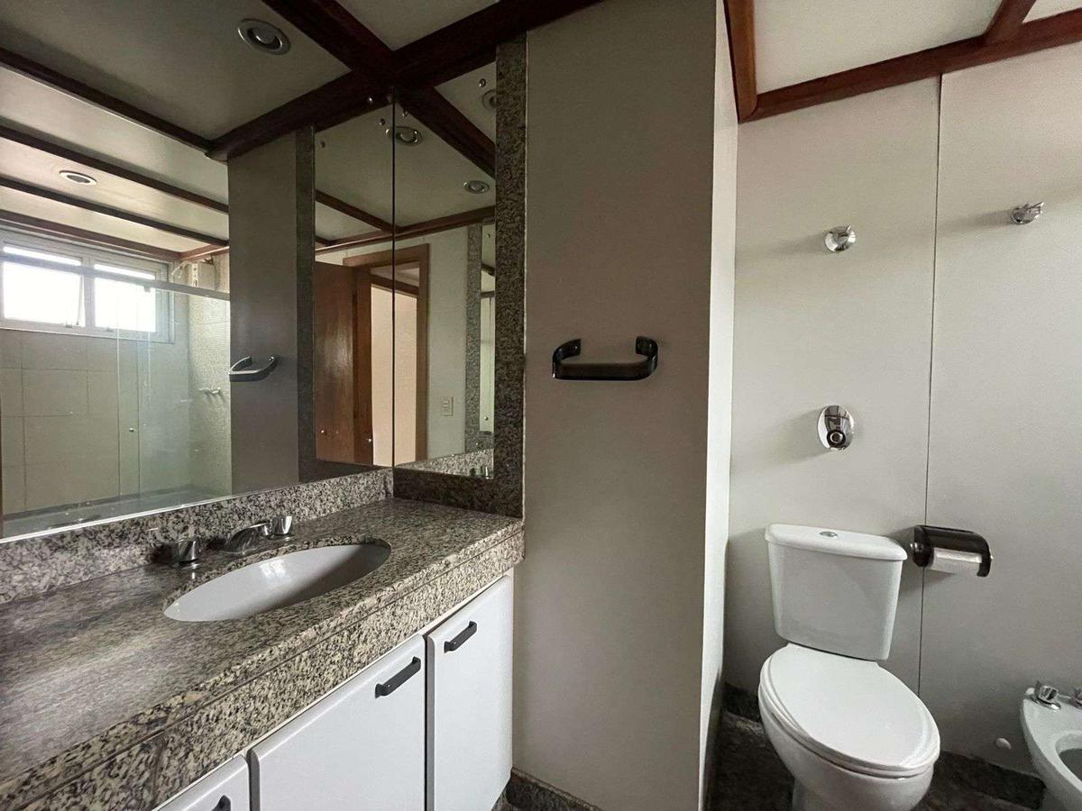 Apartamento, Funcionários, 4 Quartos, 2 Vagas, 1 Suíte