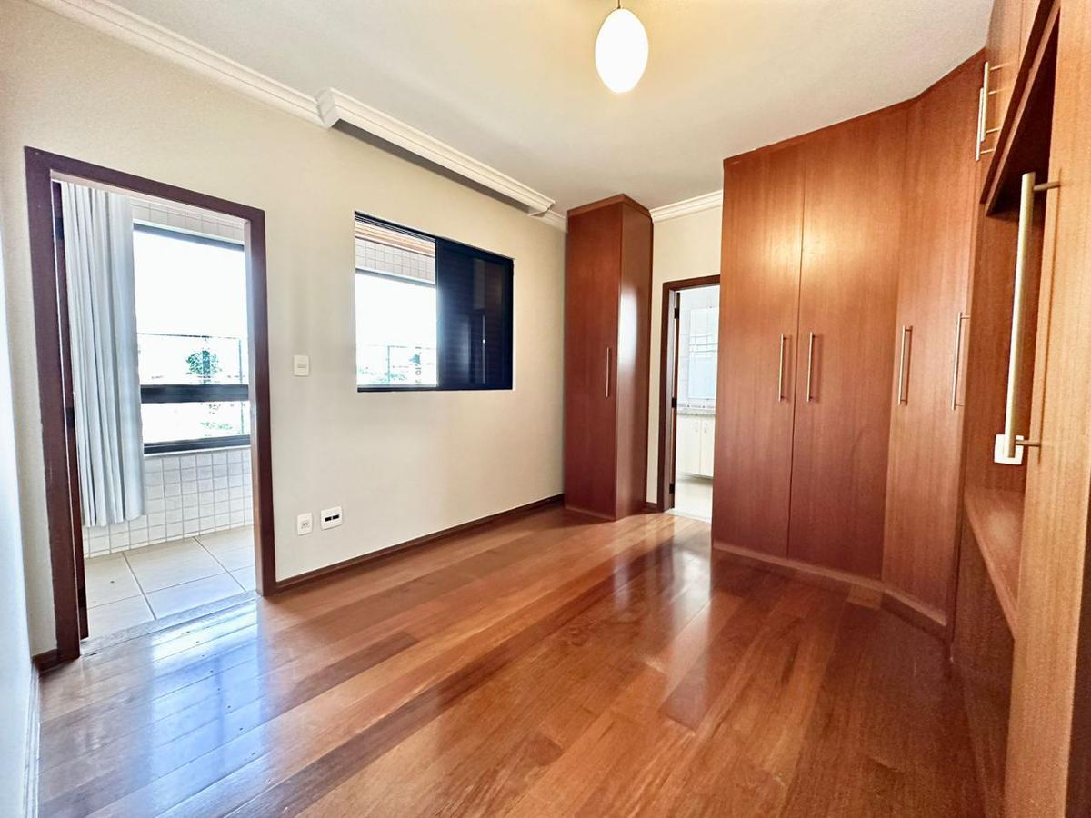 Apartamento, Horto, 4 Quartos, 3 Vagas, 2 Suítes