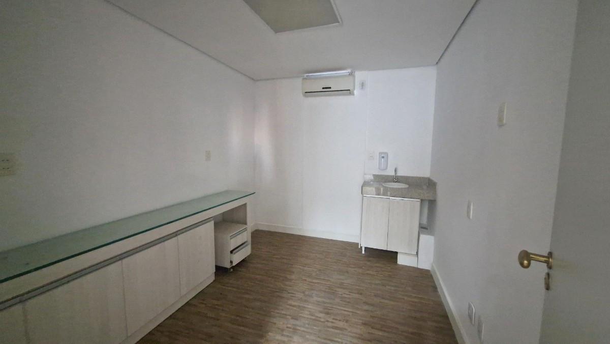 Sala, Santa Efigênia, 5 Quartos, 1 Vaga, 4 Suítes