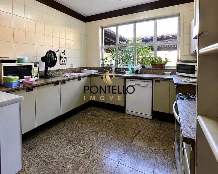 Casa, São Luiz (pampulha), 6 Quartos, 6 Vagas, 4 Suítes