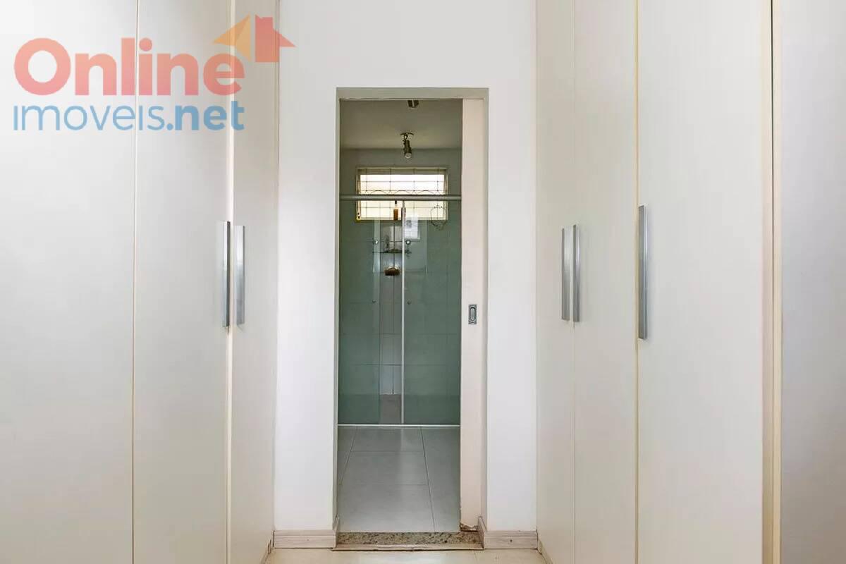 Casa, Gutierrez, 4 Quartos, 0 Vaga, 3 Suítes