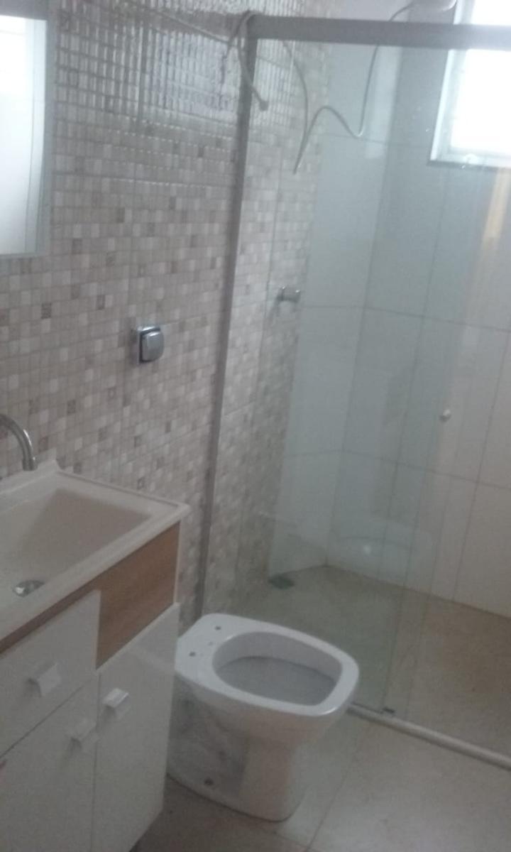 Casa, Centro, 2 Quartos, 1 Vaga, 1 Suíte