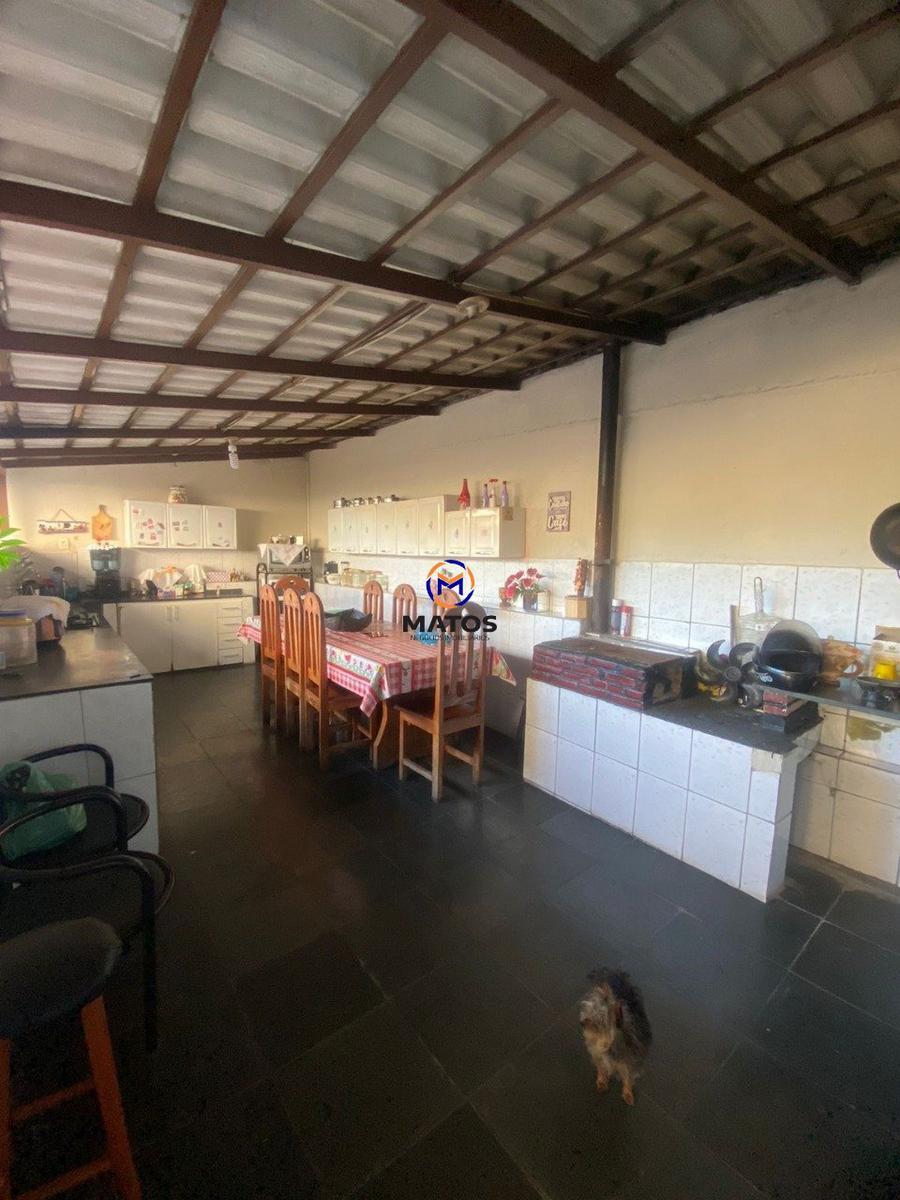 Casa, Baronesa (são Benedito), 6 Quartos, 0 Vaga, 1 Suíte