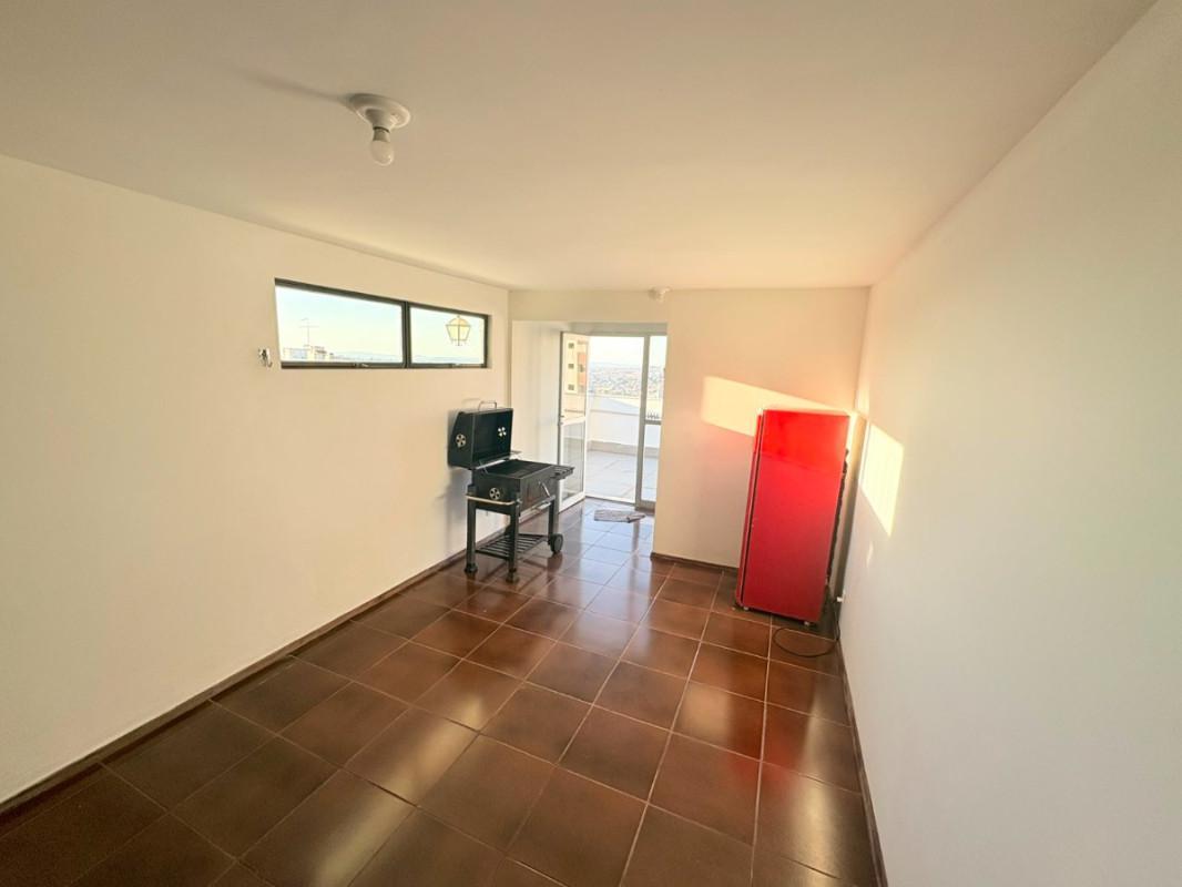Cobertura, São Lucas, 5 Quartos, 2 Vagas, 3 Suítes