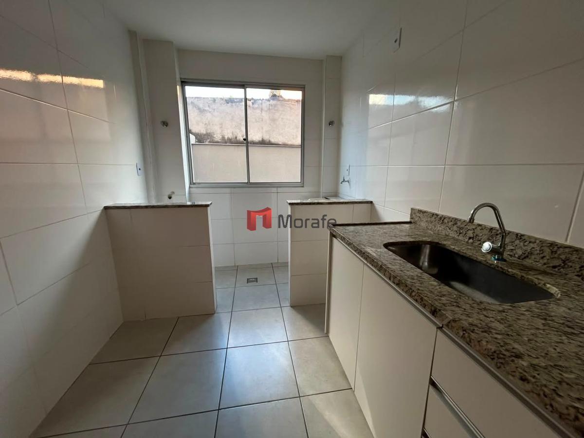 Apartamento, Floresta, 2 Quartos, 2 Vagas, 1 Suíte