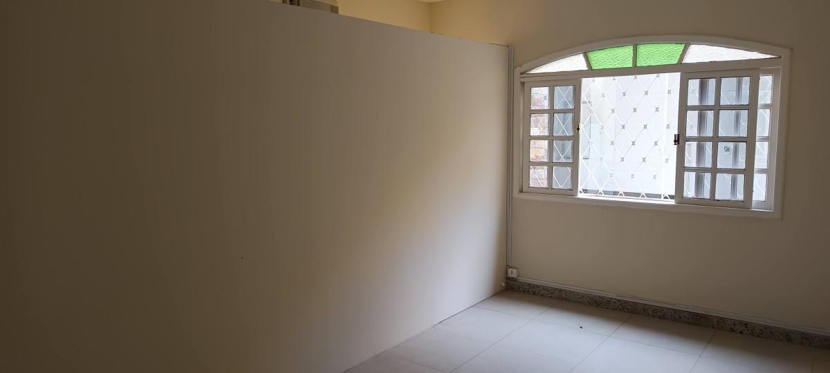 Casa, Planalto, 4 Quartos, 2 Vagas, 2 Suítes