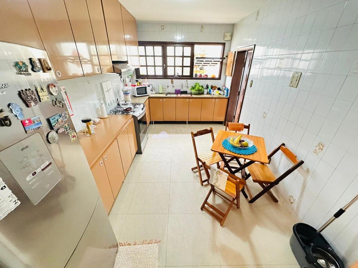 Casa, Santa Mônica, 3 Quartos, 6 Vagas, 1 Suíte
