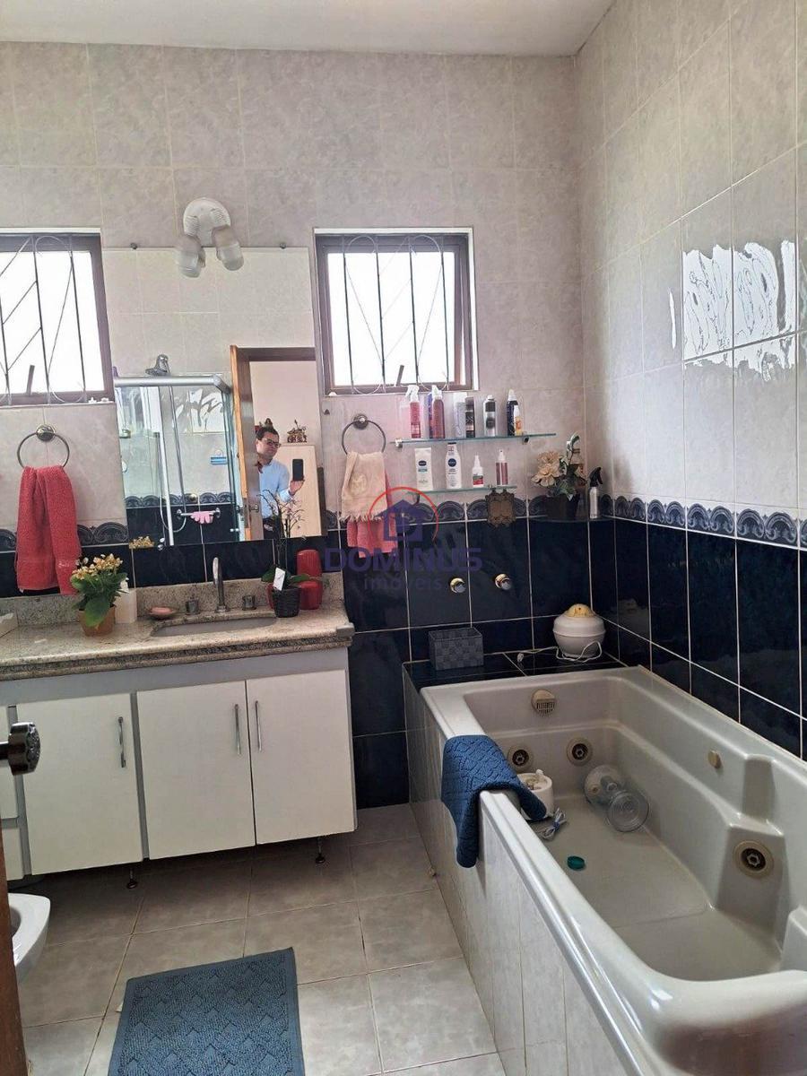 Casa, Santa Lúcia, 4 Quartos, 4 Vagas, 2 Suítes