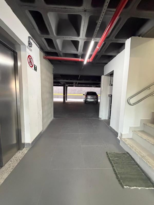 Cobertura, Tirol (barreiro), 3 Quartos, 2 Vagas, 1 Suíte