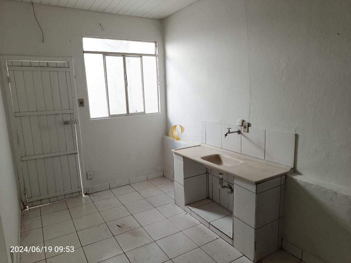 Casa, Centro, 3 Quartos, 0 Vaga