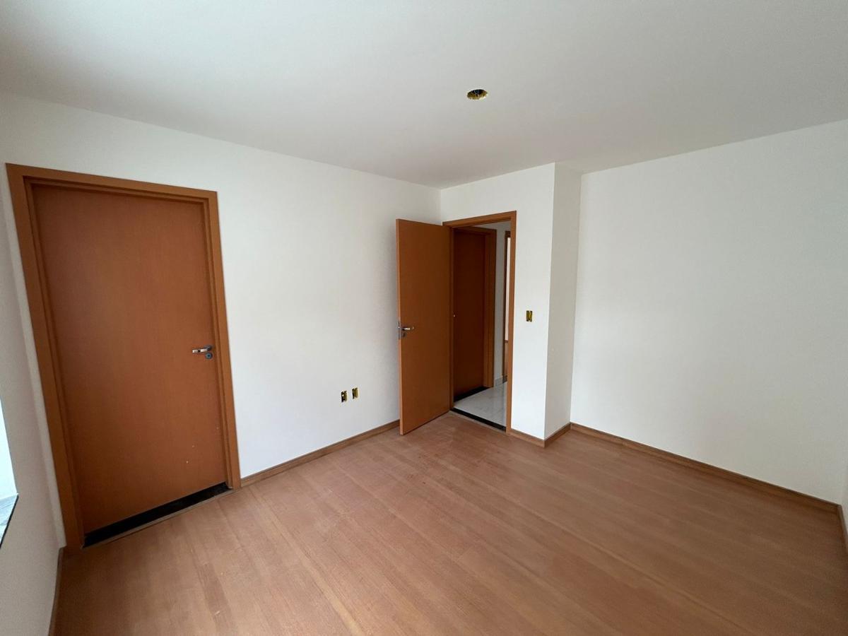 Apartamento, Santa Cruz Industrial, 3 Quartos, 2 Vagas, 1 Suíte