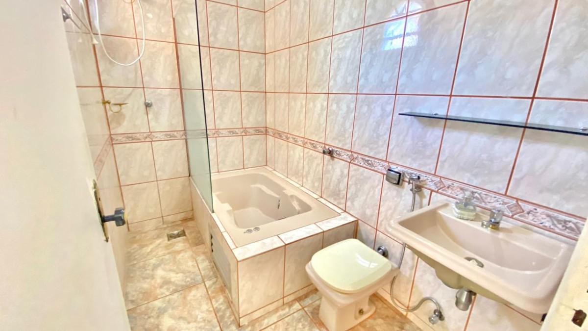 Casa Comercial, Santa Teresa, 2 Quartos, 0 Vaga, 2 Suítes