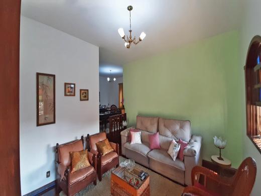 Casa, Cidade Nova, 3 Quartos, 2 Vagas, 1 Suíte