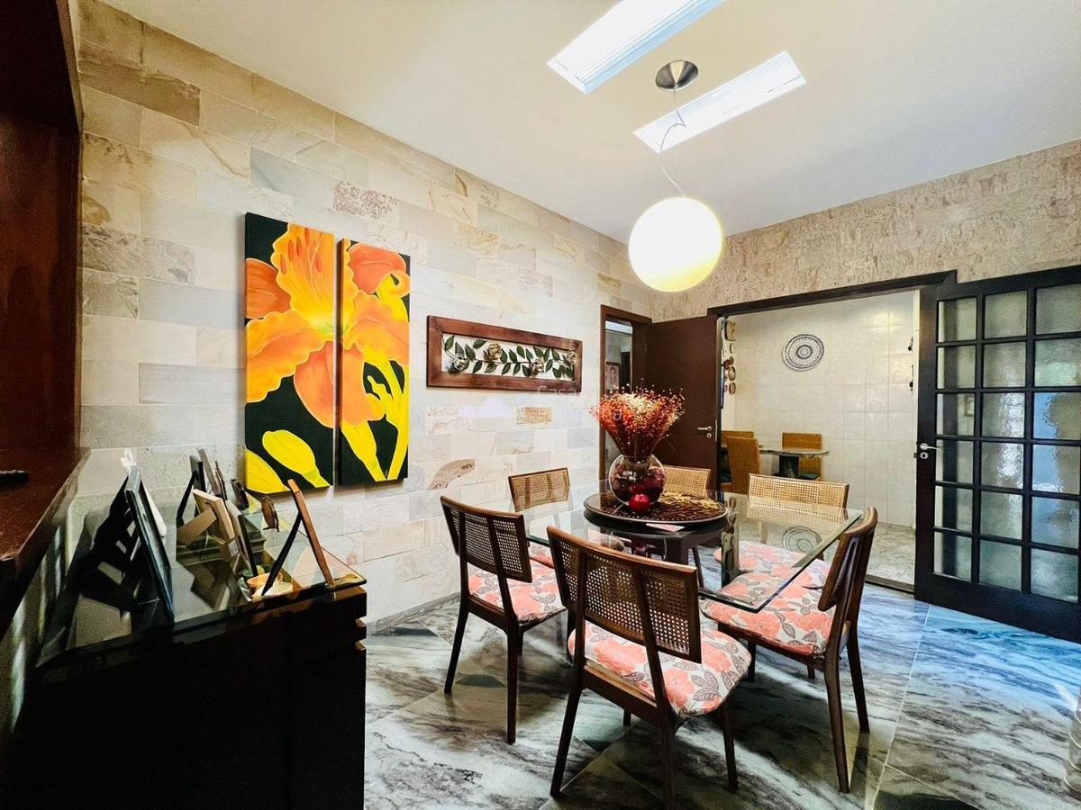 Casa, Itapoã, 4 Quartos, 3 Vagas, 1 Suíte