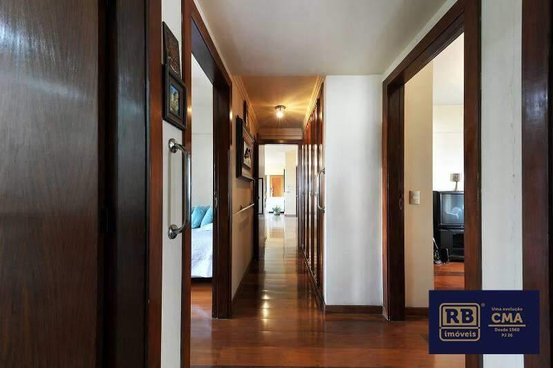Apartamento, Funcionários, 4 Quartos, 2 Vagas, 1 Suíte