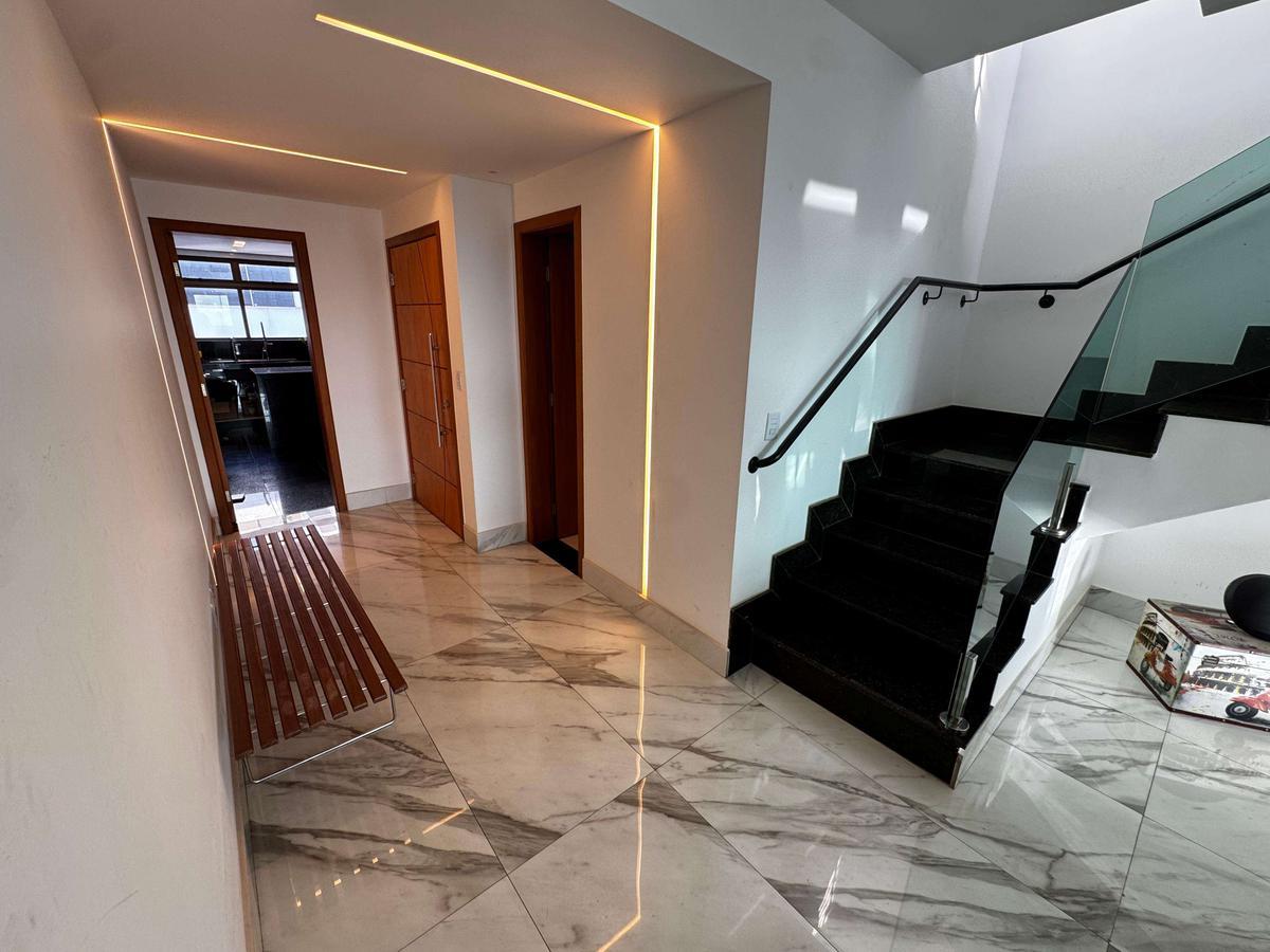 Cobertura, Fernão Dias, 4 Quartos, 4 Vagas, 3 Suítes