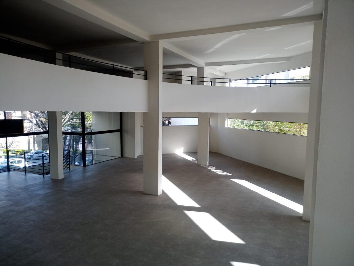 Prédio, Floresta, 0 Quarto, 25 Vagas