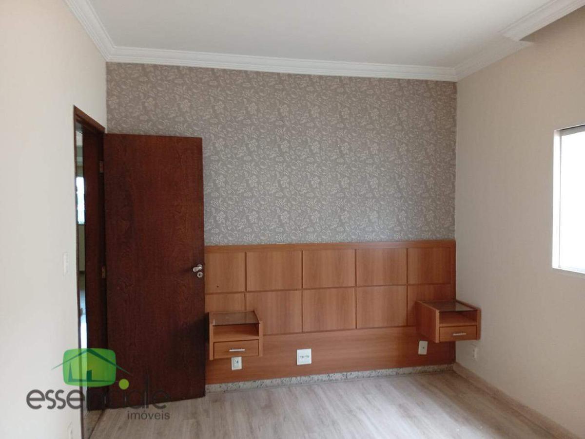 Casa, Jardim Riacho das Pedras, 3 Quartos, 4 Vagas, 2 Suítes