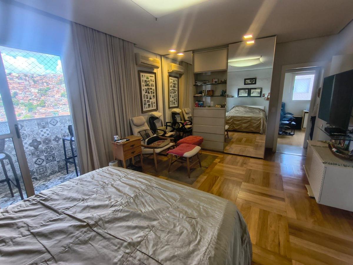 Apartamento, Vila Paris, 4 Quartos, 2 Vagas, 1 Suíte