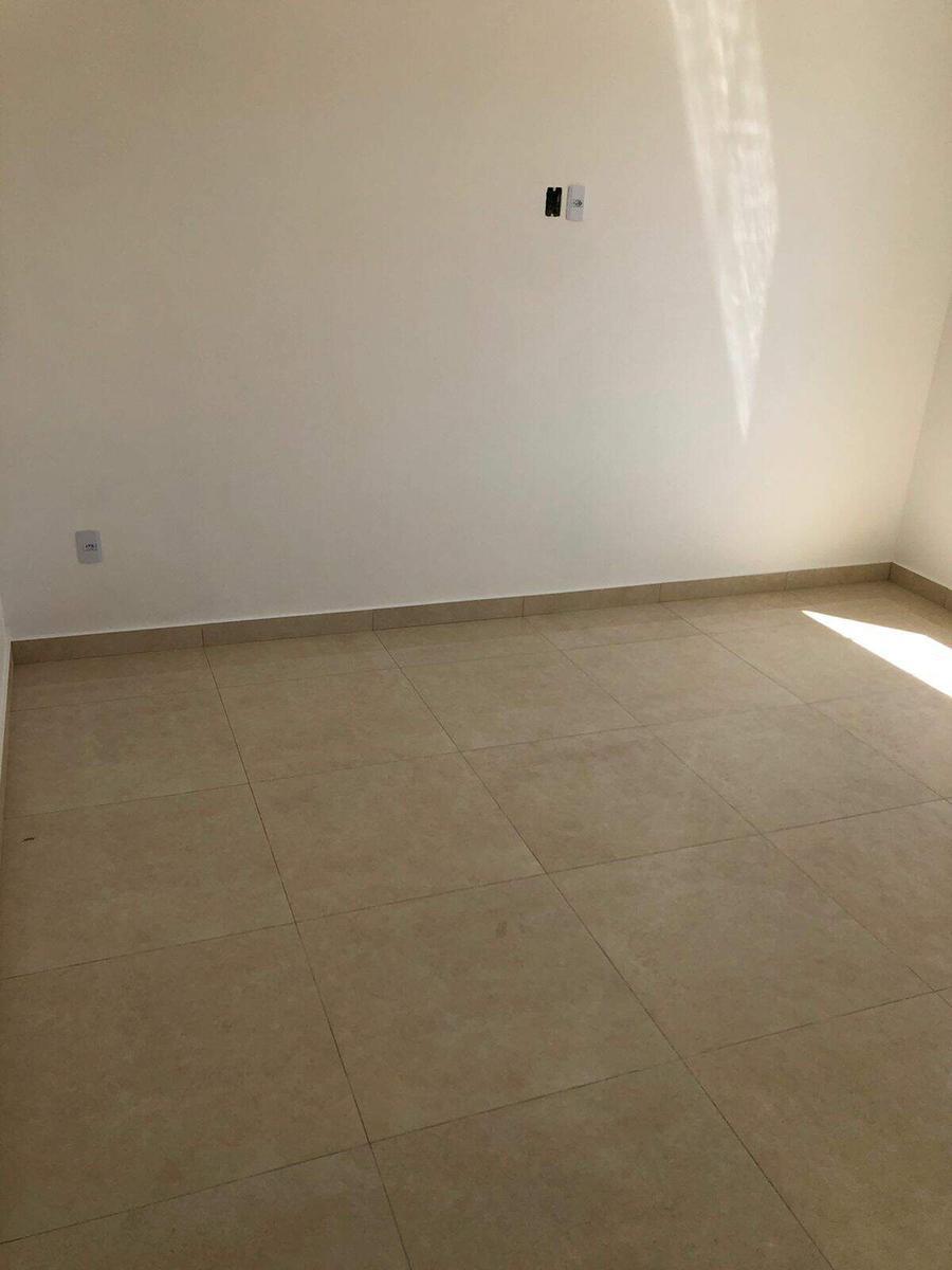 Casa, Vila Cristina, 3 Quartos, 2 Vagas, 1 Suíte