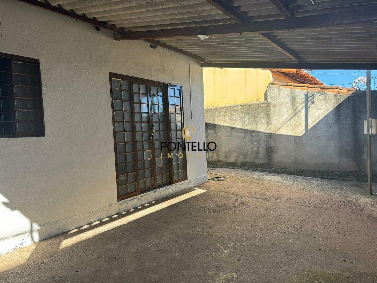 Casa, CDI, 3 Quartos, 2 Vagas