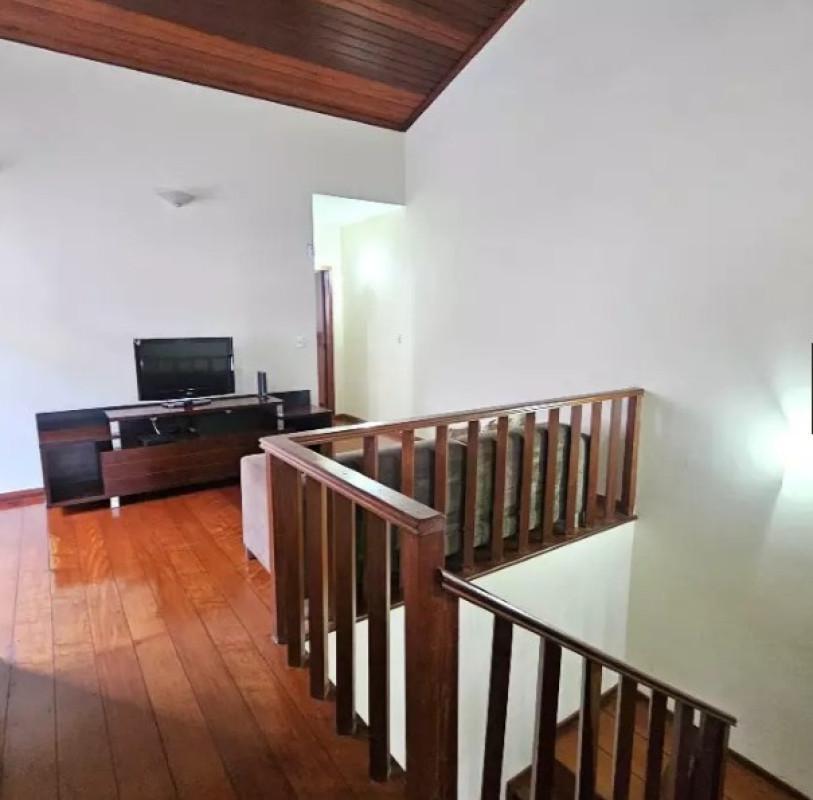 Casa, Castelo, 4 Quartos, 3 Vagas, 2 Suítes