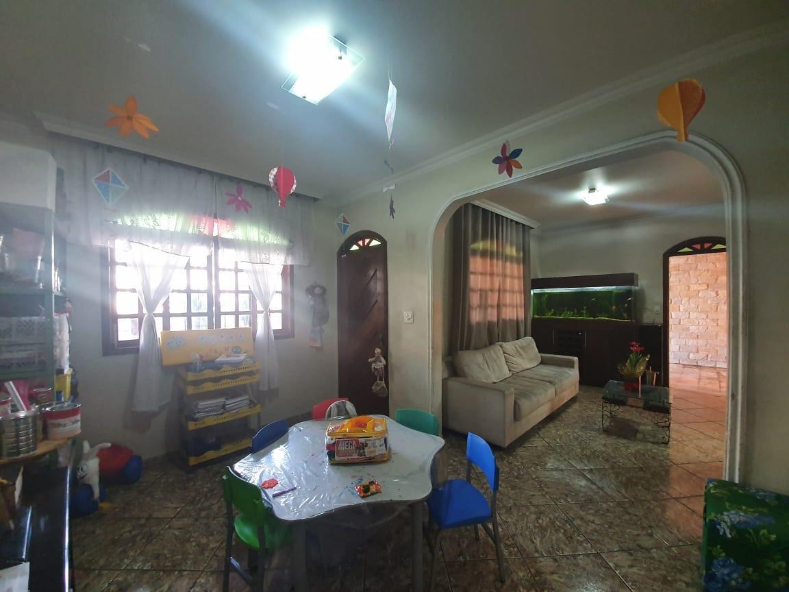 Casa, Jardim Riacho das Pedras, 3 Quartos, 2 Vagas, 1 Suíte