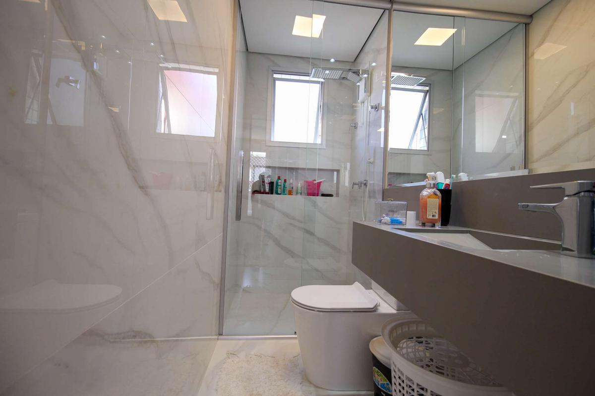 Apartamento, Ipiranga, 4 Quartos, 4 Vagas, 3 Suítes