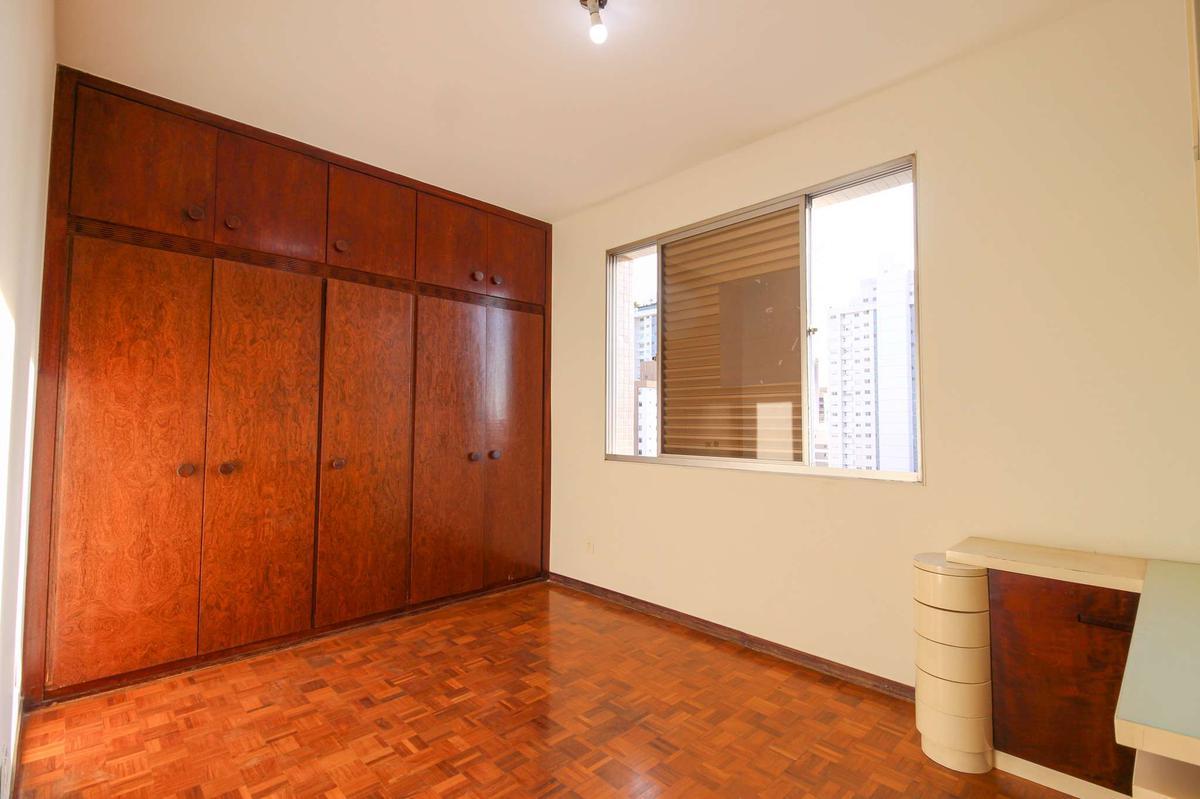 Apartamento, Funcionários, 4 Quartos, 2 Vagas, 1 Suíte