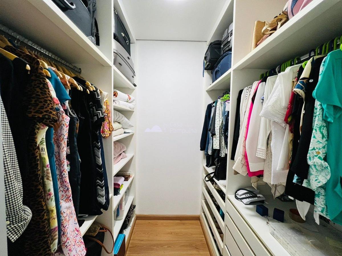 Casa, Jardim Atlântico, 4 Quartos, 6 Vagas, 3 Suítes