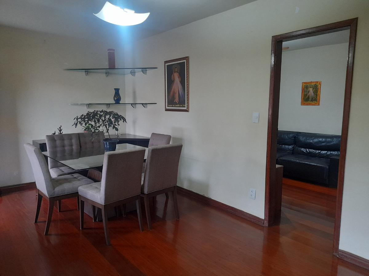 Casa, Santa Efigênia, 3 Quartos, 3 Vagas, 2 Suítes