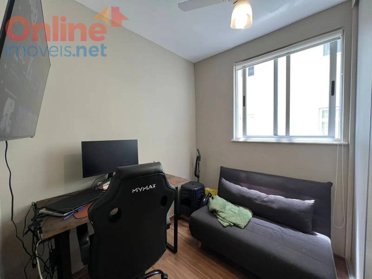 Apartamento, Sagrada Família, 2 Quartos, 0 Vaga, 0 Suíte