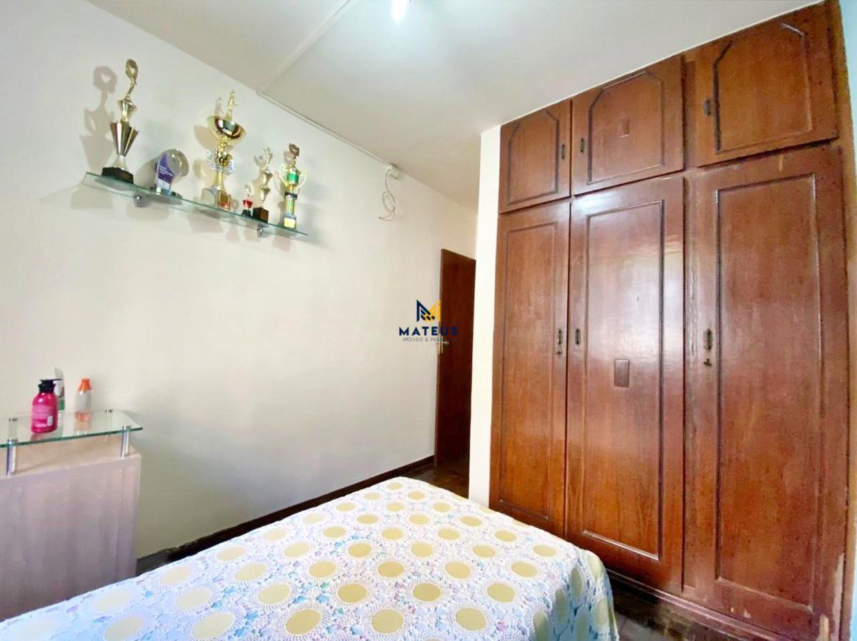 Casa, Caiçaras, 3 Quartos, 3 Vagas, 1 Suíte