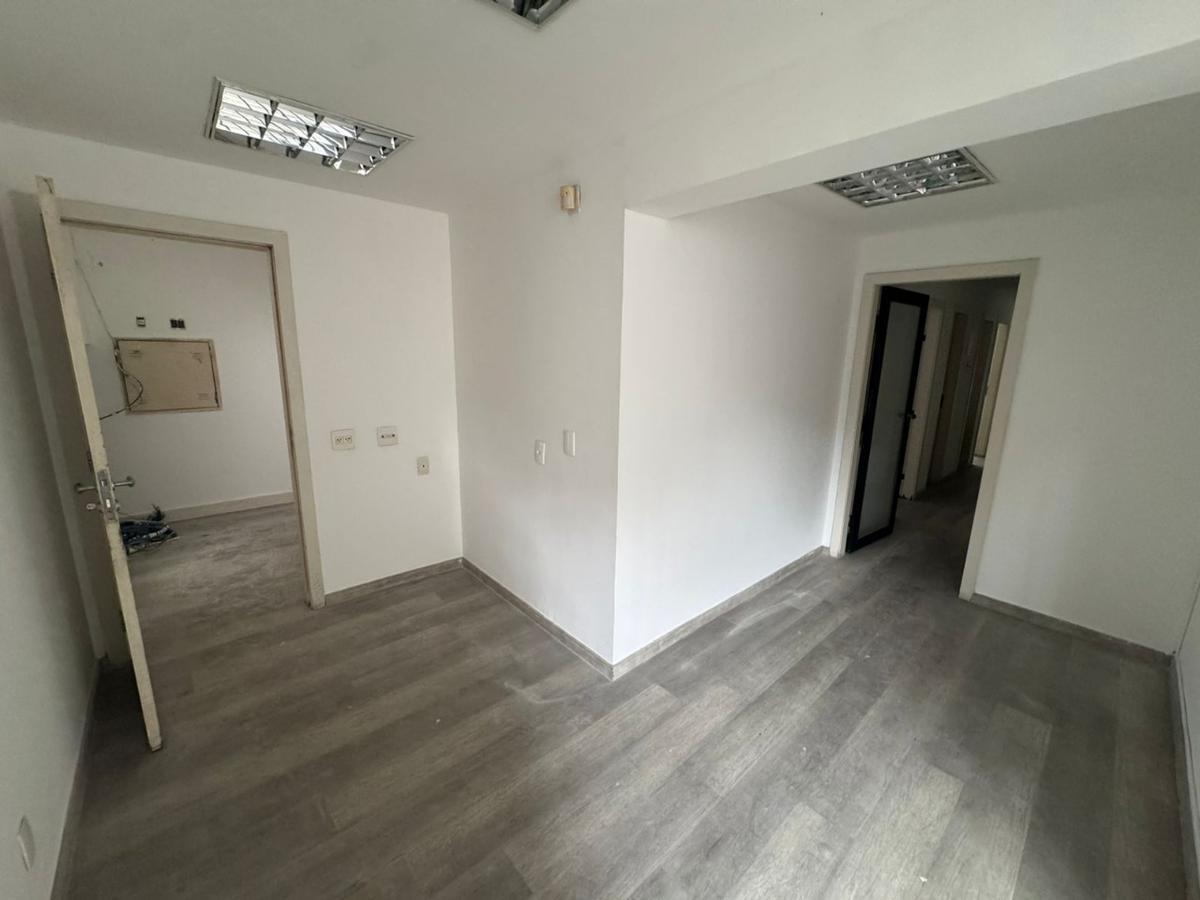 Casa, Floresta, 20 Quartos, 2 Vagas