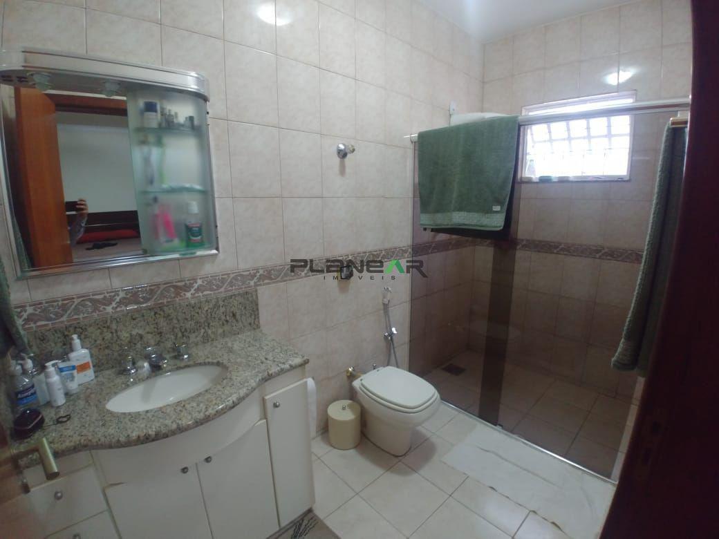 Casa, Jardim Riacho das Pedras, 3 Quartos, 2 Vagas, 1 Suíte