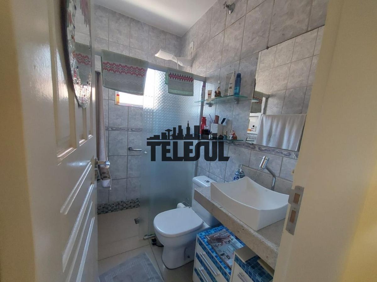 Casa, Jardim Mont Serrat, 2 Quartos, 2 Vagas